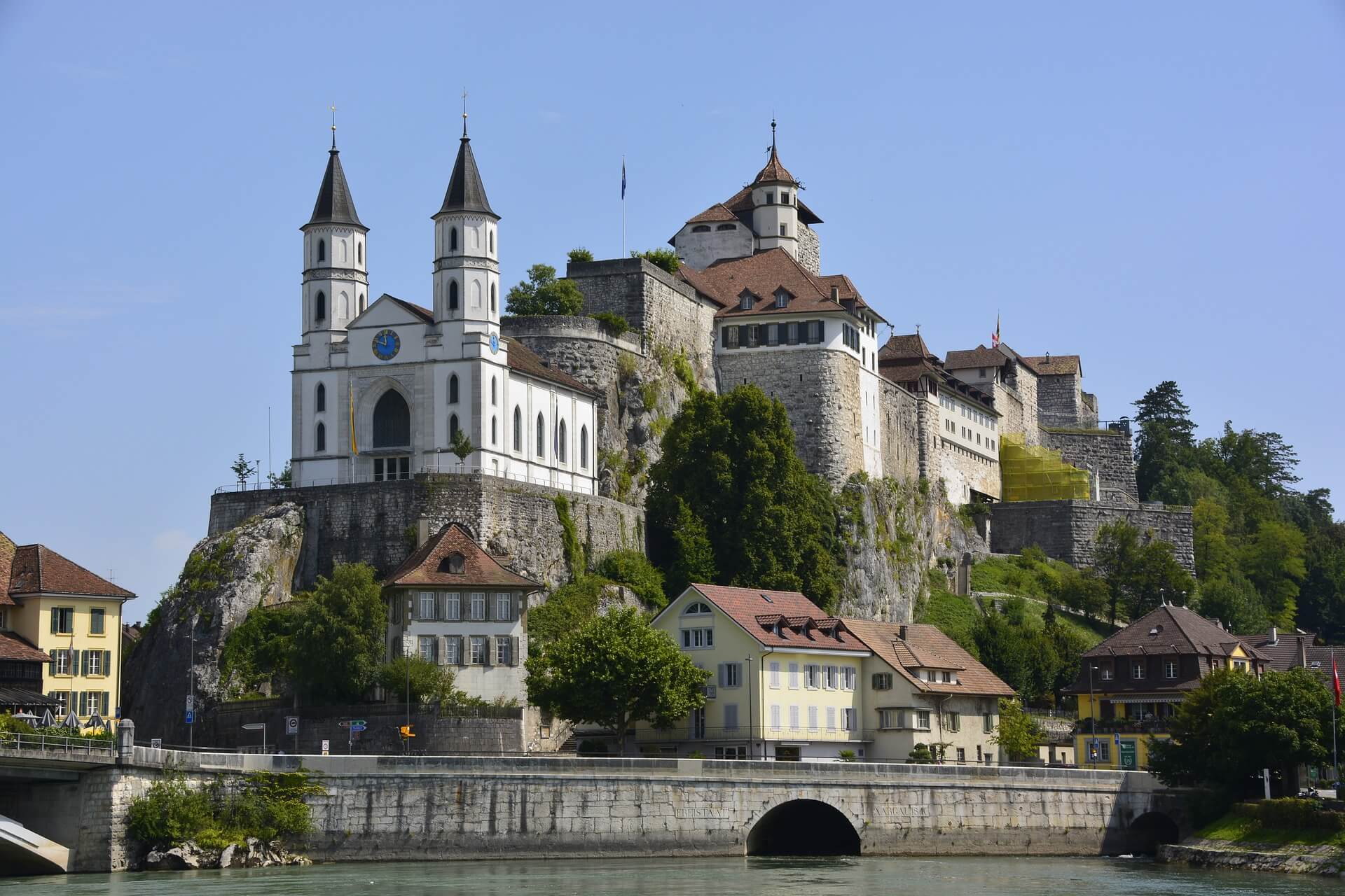Alt Text Aarburg